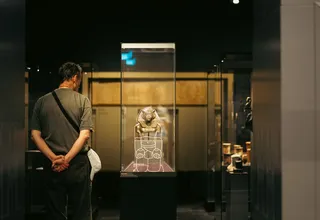 Que devient un objet antique après acquisition ?